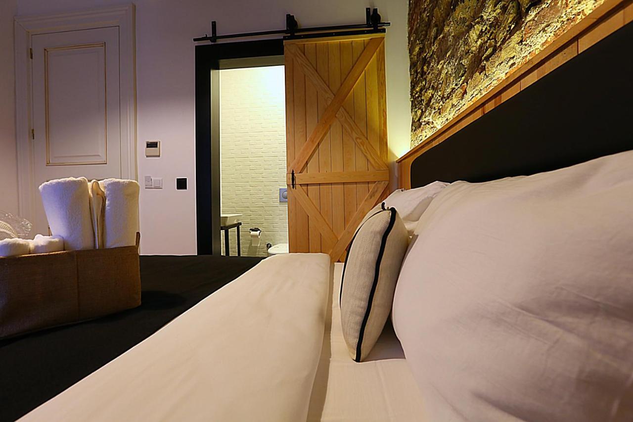 Istanbul Taksim Istiklal Street Kamil Hotel - Historical Номер фото