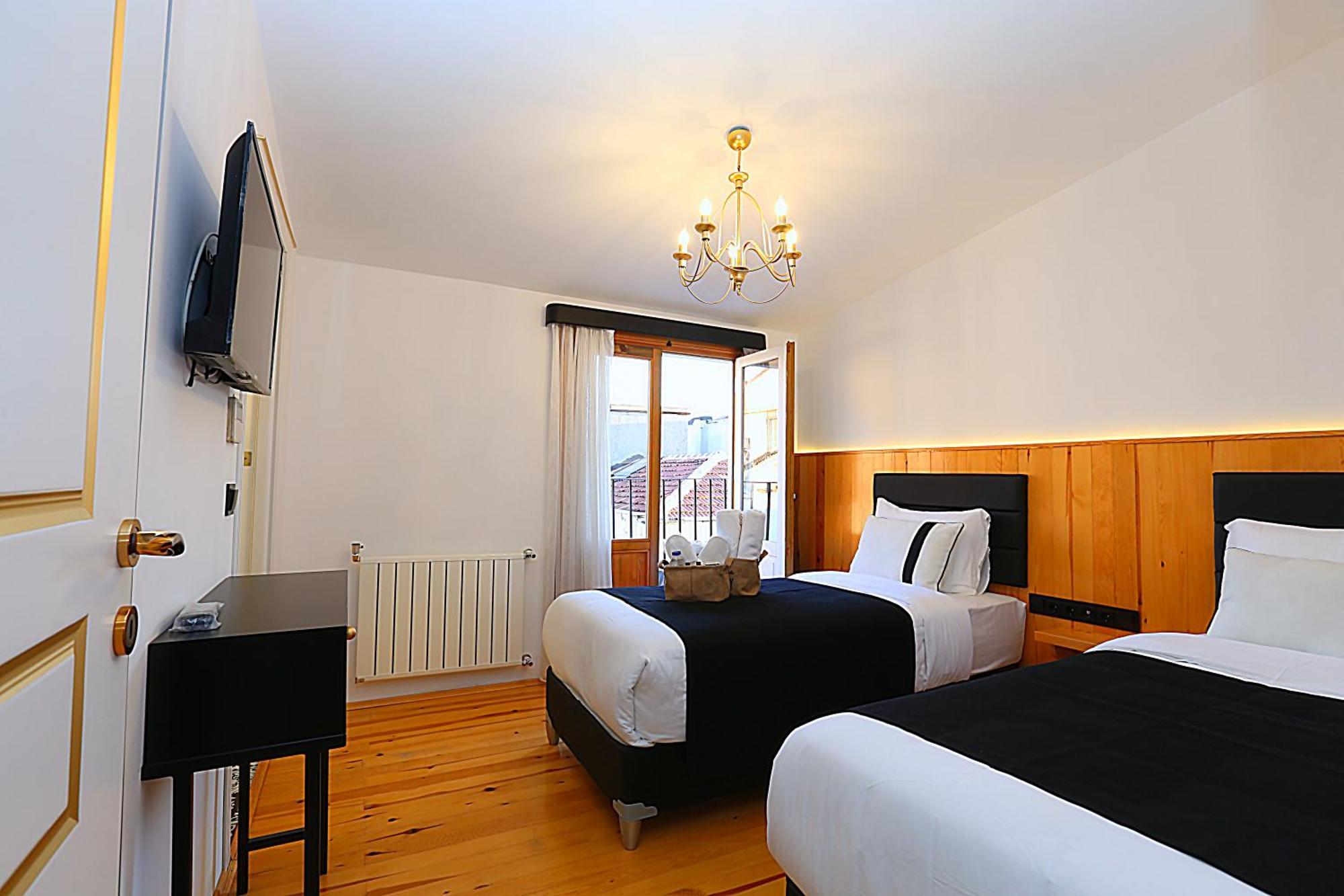 Istanbul Taksim Istiklal Street Kamil Hotel - Historical Номер фото