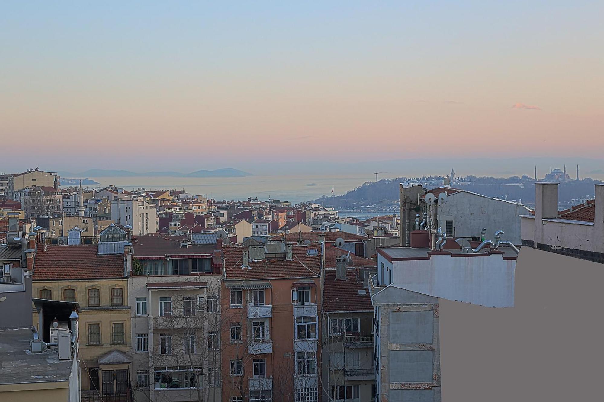 Istanbul Taksim Istiklal Street Kamil Hotel - Historical Номер фото